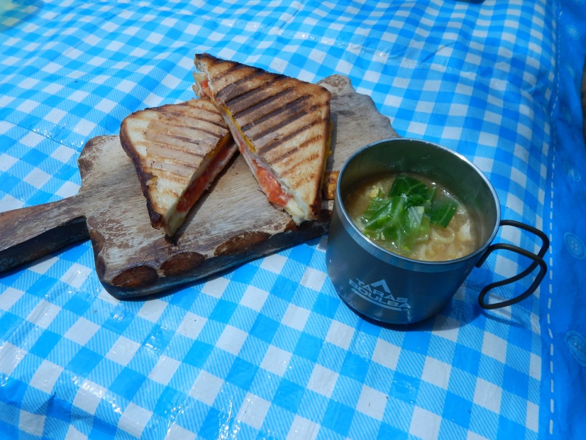 デイキャンプでラーメン